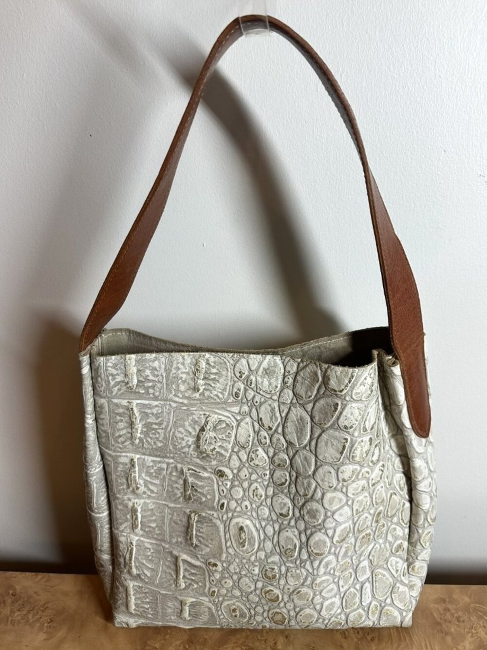 B. May Croc Embossed Leather Shoulder Bag Ivory Gray Brown Artisan Tote
